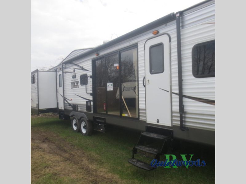 2016 Forest River Rv Wildwood DLX 402QBQ