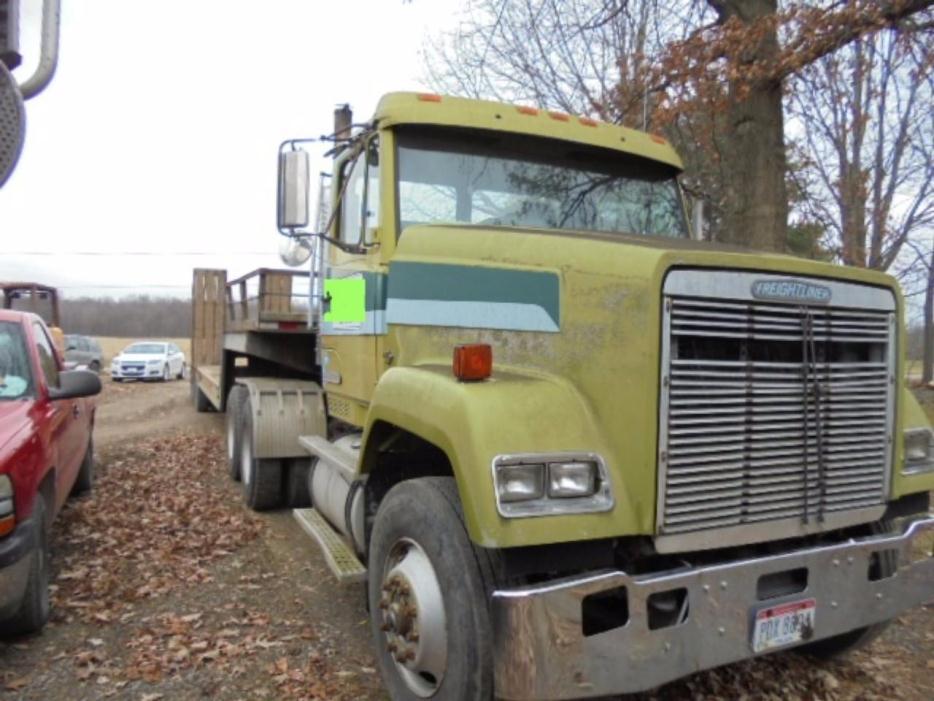 1987 Freightliner Flc11264t  Conventional - Day Cab