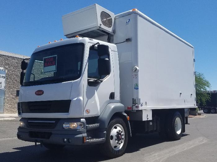 2013 Peterbilt 220  Refrigerated Truck