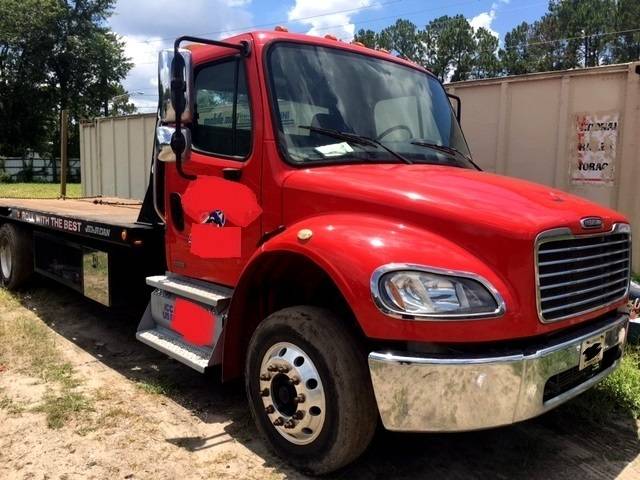 2011 Freightliner Business Class M2  Rollback Tow Truck