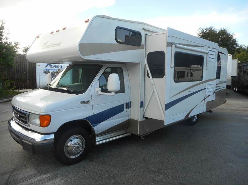 2006 Coachmen Freelander 2600