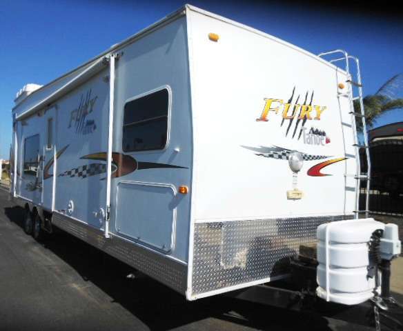 2004 MVP Tahoe RVs FURY 29