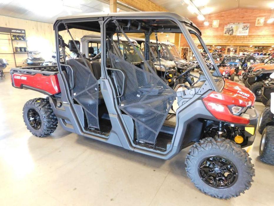 2017 Can-Am Defender MAX XT HD10 Intense Red