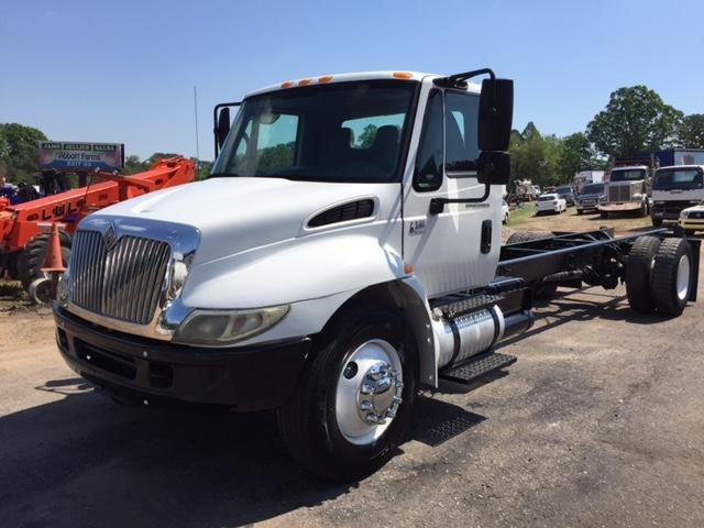 2005 International 4300dt  Cab Chassis