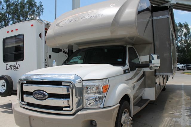 2014 Thor Four Winds Diesel 33SW