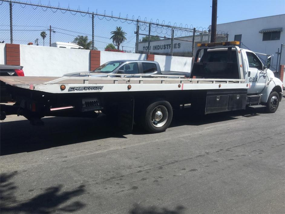 2005 Ford F650  Rollback Tow Truck