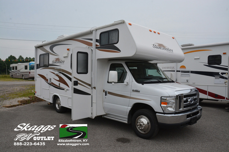 2011 Forest River SUNSEEKER 2300 FORD E350