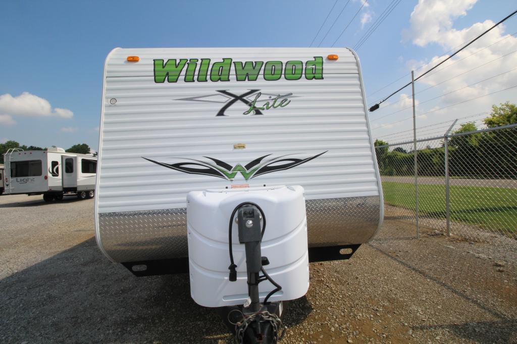 2010 Forest River Wildwood X-lite 28BH