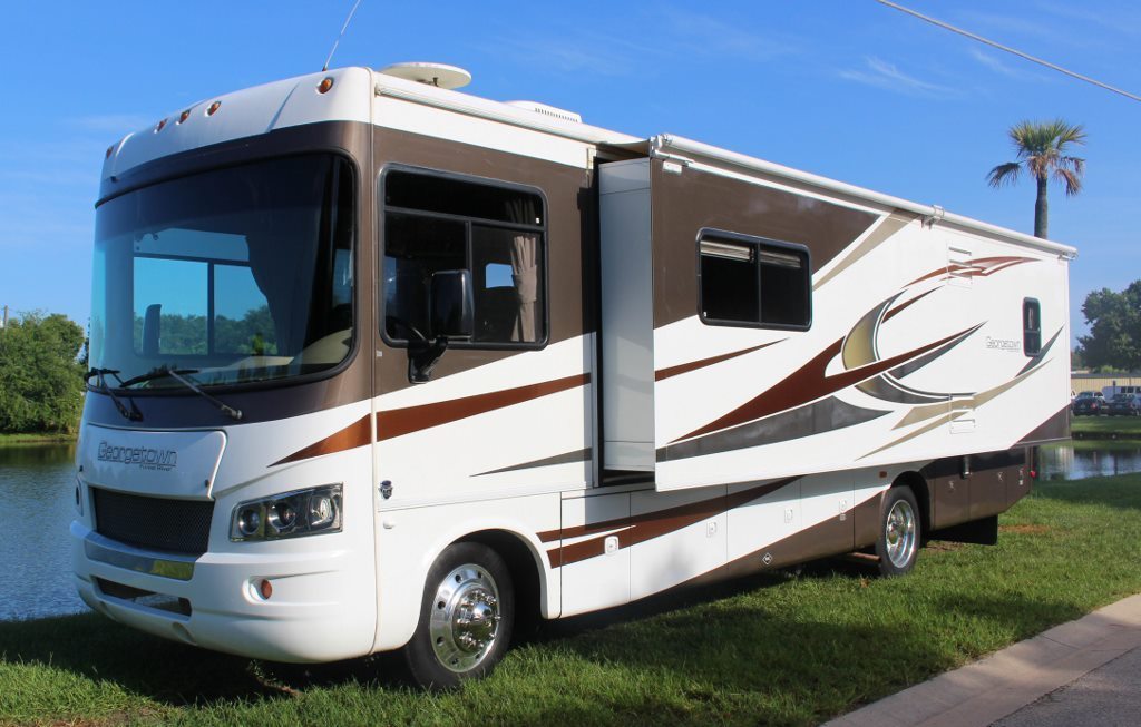 2010 Forest River GEORGETOWN 337DS