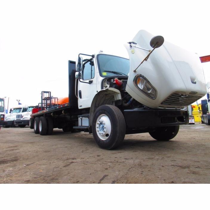 2008 Freightliner Business Class M2 106  Flatbed Truck