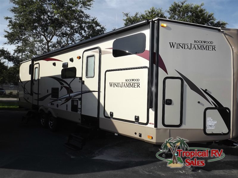 2017 Forest River Rv Rockwood Wind Jammer 3006WK