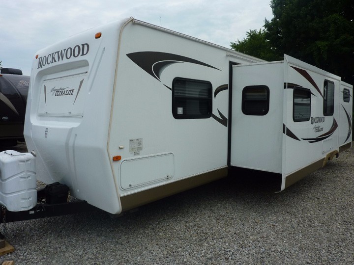 2012 Forest River ROCKWOOD SIGNATURE 8312SS