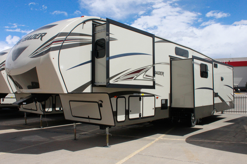 2016 Prime Time Crusader 380MBH