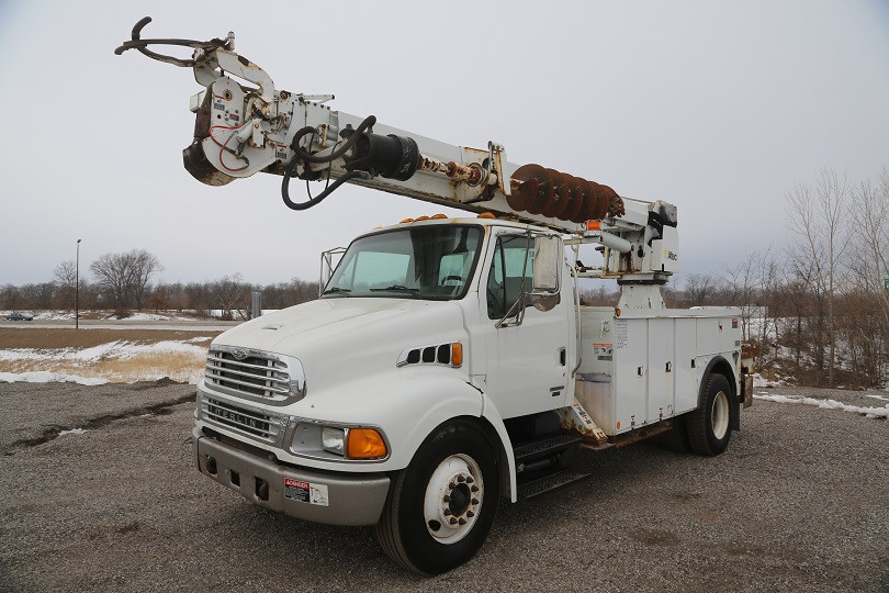 2006 Sterling Acterra  Digger Derrick