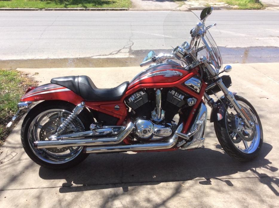 2014 Harley-Davidson Sportster 883 Iron XL883N