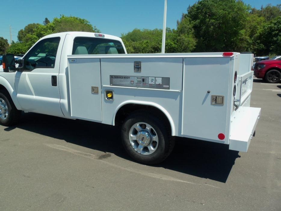 2016 Ford F250  Contractor Truck