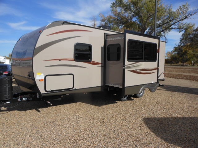 2015 Prime Time TRACER T235AIR