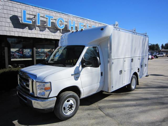 2016 Ford Econoline Cutaway Commercial  Contractor Truck