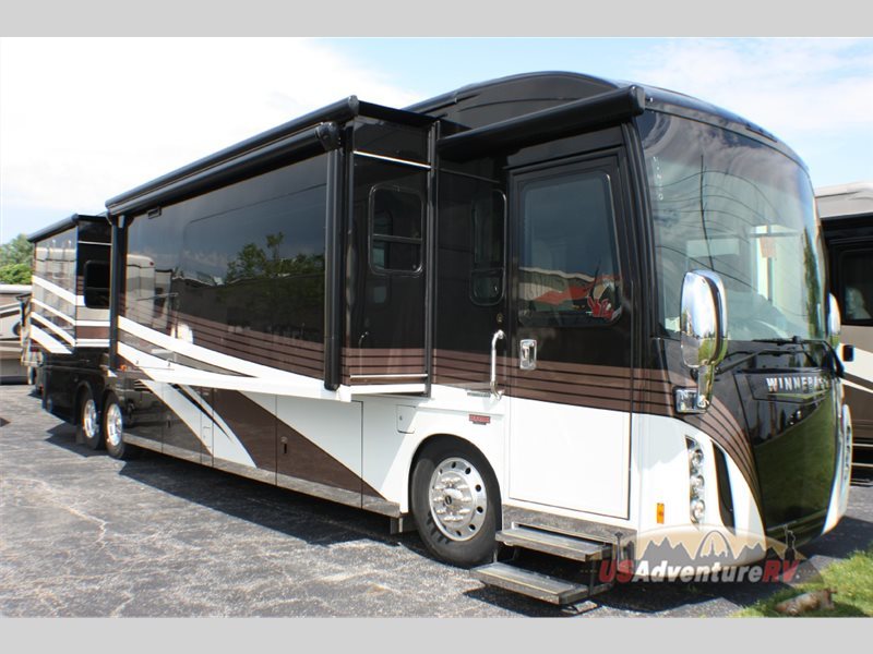 2017 Winnebago Ellipse 42QD