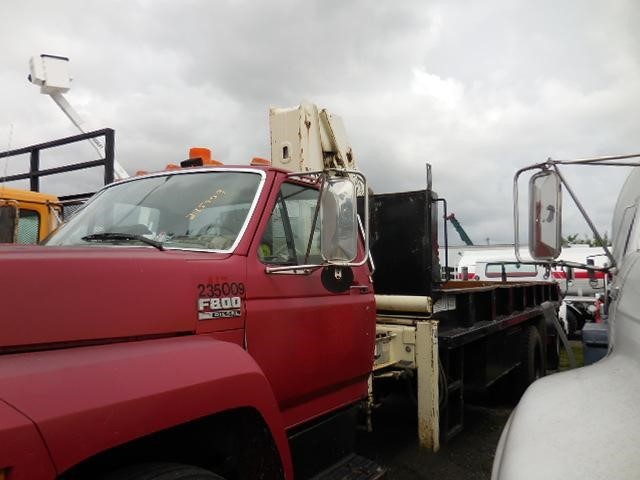 1989 Ford F800  Flatbed Dump