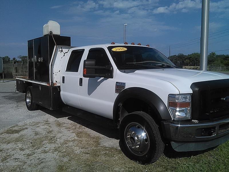 2010 Ford F550  Flatbed Truck