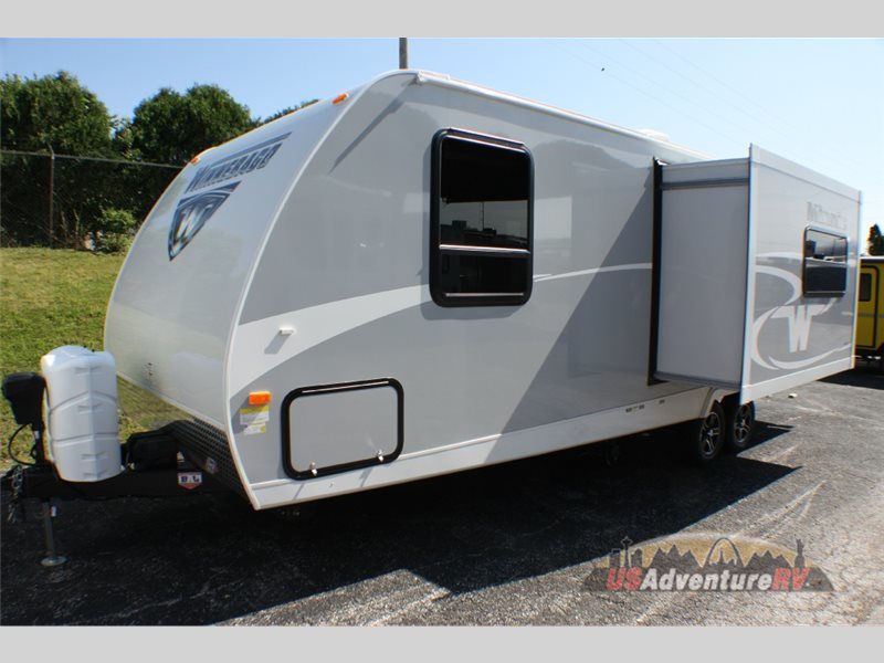 2017 Winnebago Industries Towables Minnie 2500 RL