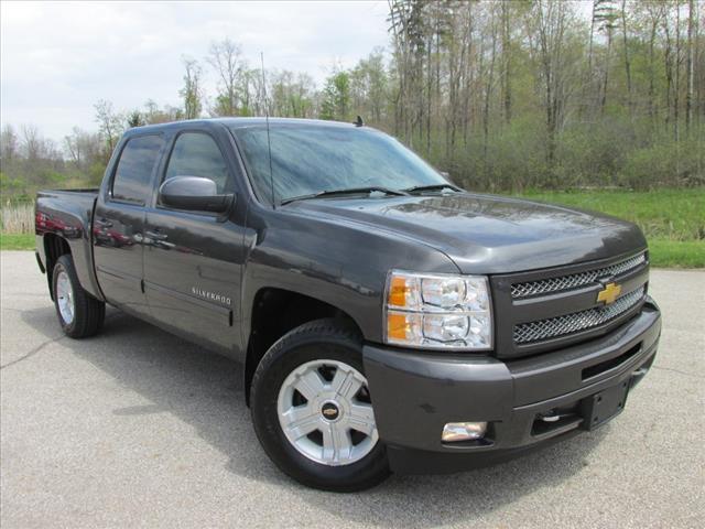 2011 Chevrolet Silverado 1500  Crew Cab