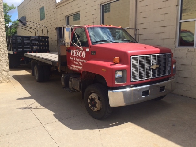 1998 Chevrolet C6500  Flatbed Truck