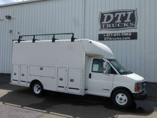 2001 Chevrolet G3500  Utility Truck - Service Truck