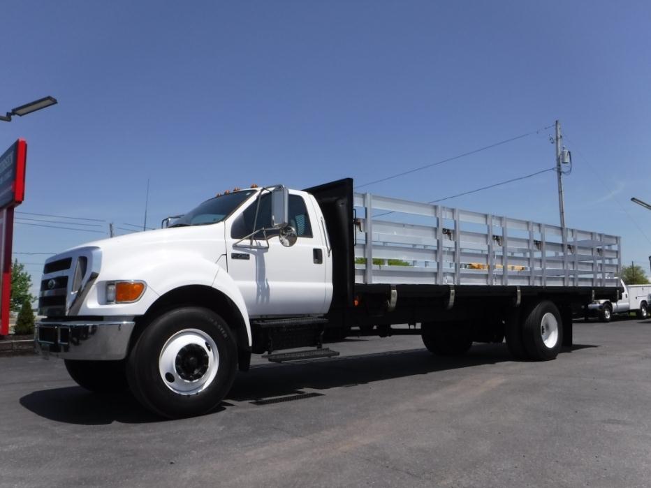 2006 Ford F750  Cab Chassis