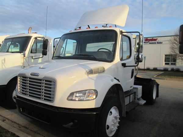 2007 Freightliner M2 112  Conventional - Day Cab