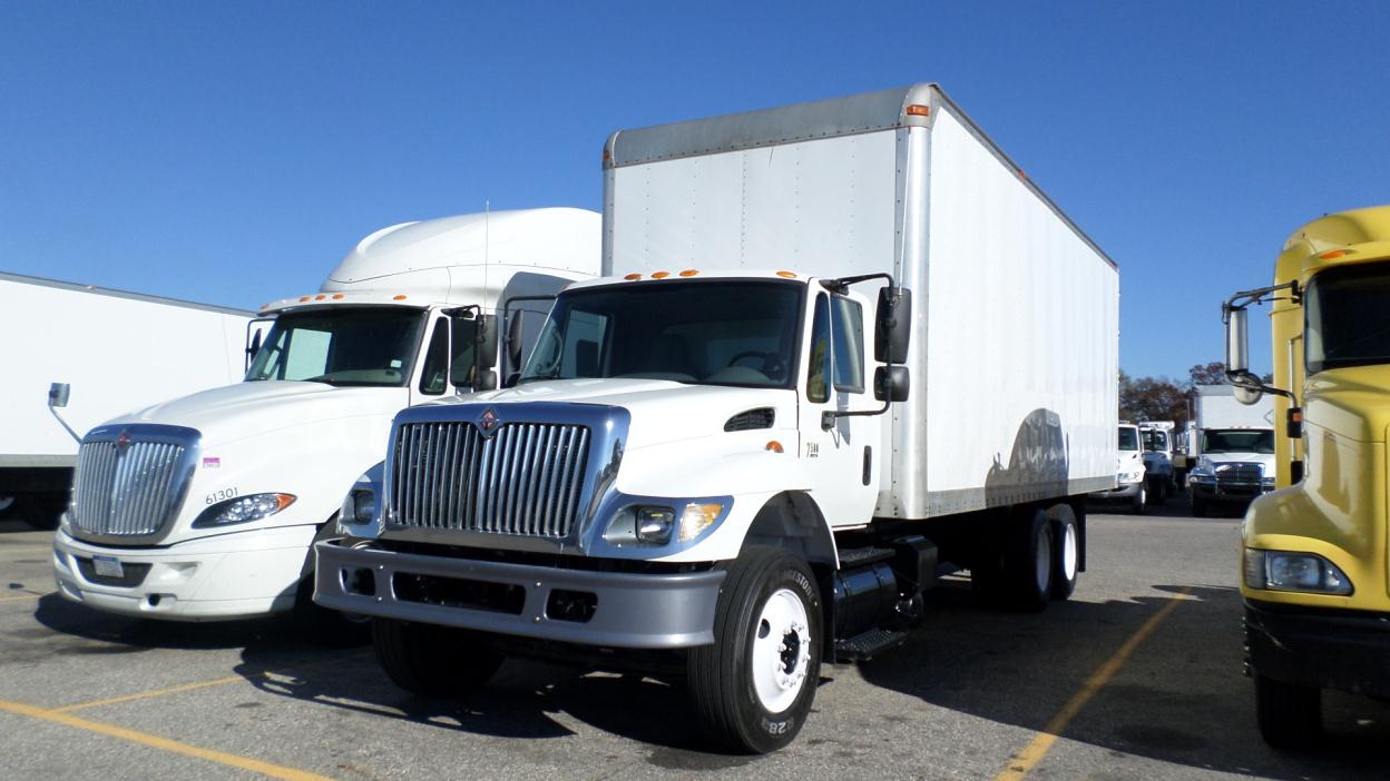 2005 International 7500  Cab Chassis