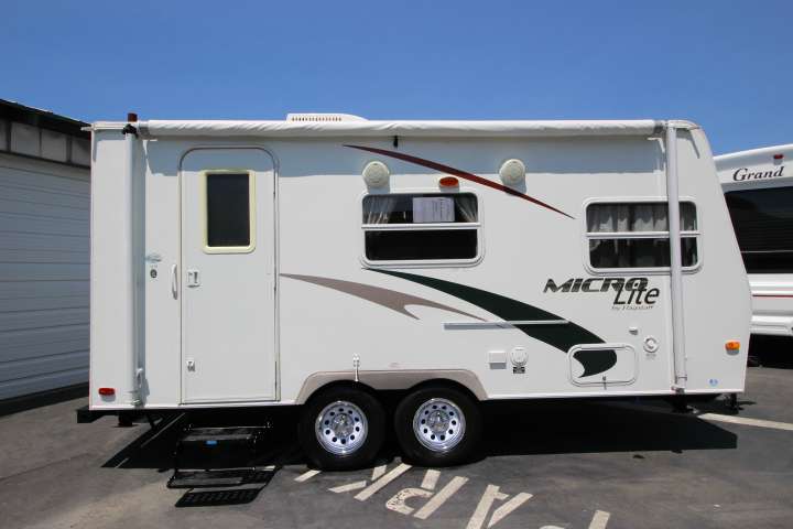 2009 Forest River Flagstaff Micro Lite