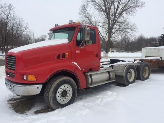 1999 Sterling At9500  Conventional - Day Cab