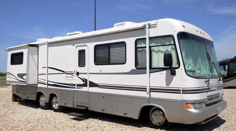 1998 Forest River Windsong 325S