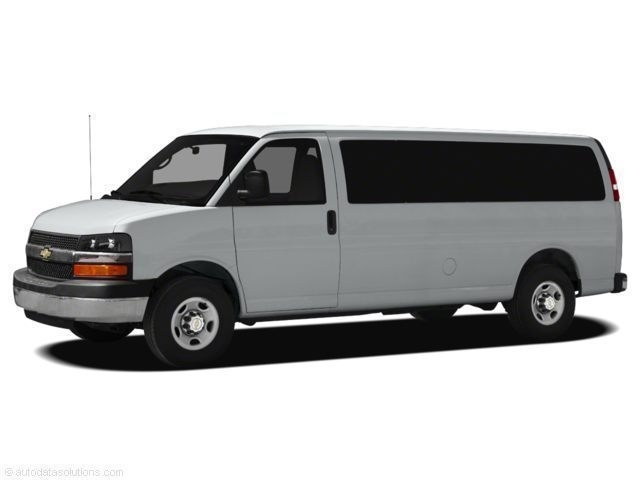 2011 Chevrolet Express 3500  Passenger Van