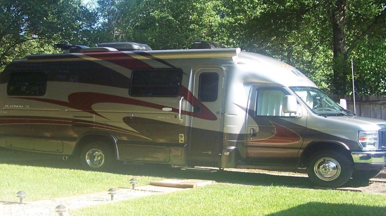 2010 Coach House Platinum 271 Xl