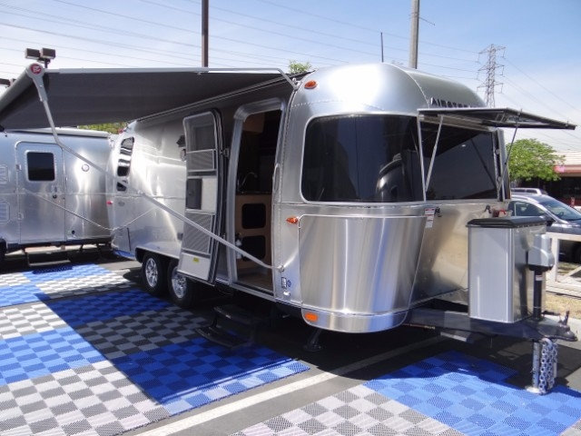 2016 Airstream 23D Flying Cloud