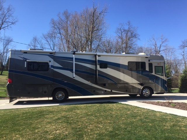 2007 Country Coach Tribute 260sequoia