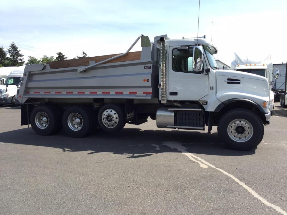 2016 Volvo Vhd64f200  Dump Truck