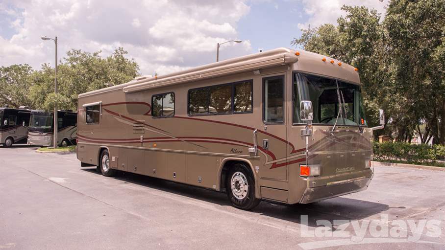 2002 Country Coach Allure