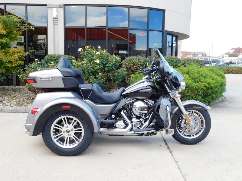 2012 Harley-Davidson FLHTCU - Electra Glide Ultra Classic