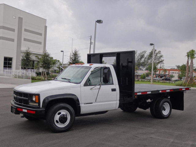 2000 Chevrolet C/K 3500 Cab-Chassis  Flatbed Truck