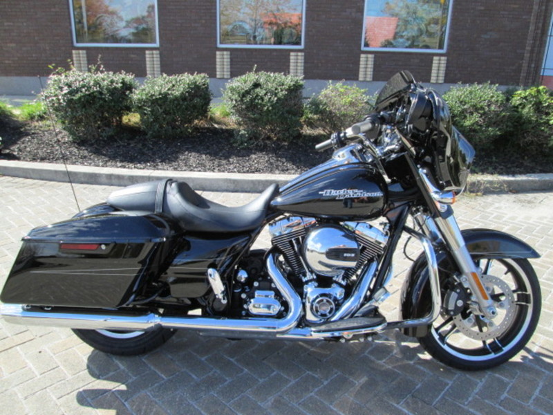 2016 Harley-Davidson FLHXS - Street Glide Special