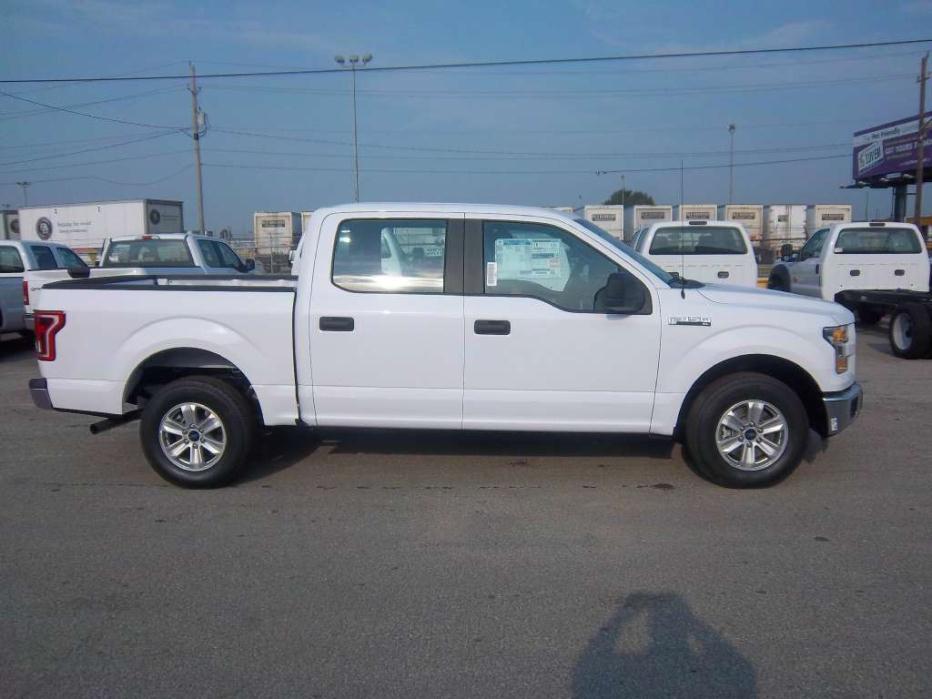 2015 Ford F150 Xl  Crew Cab