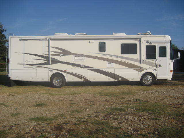 2001 National Tradewinds LTC