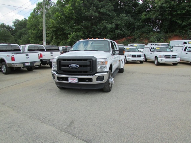 2014 Ford F-350 Western Hauler  Cab Chassis