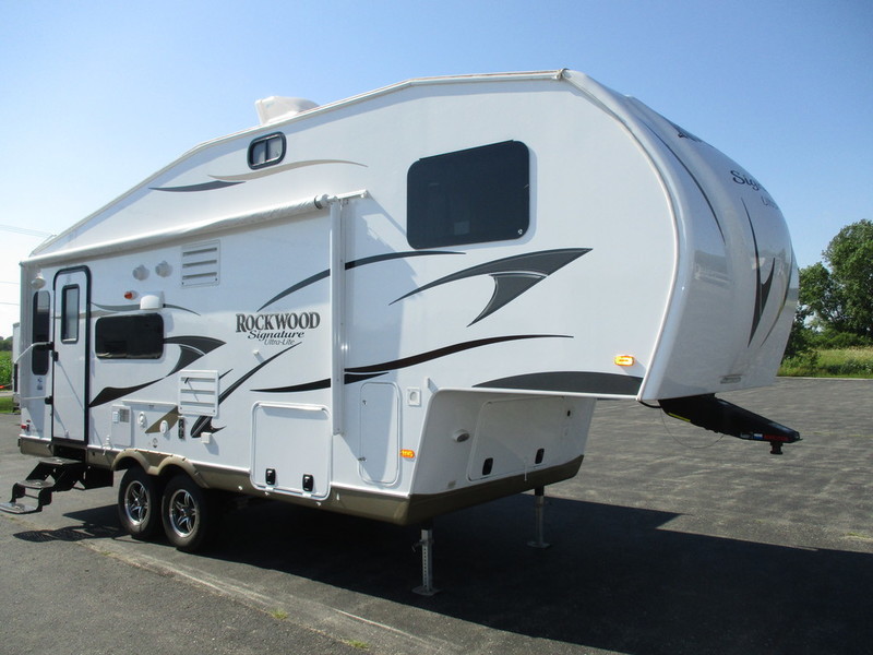 2013 Forest River Rockwood Signature Ultra Lite 8244WS