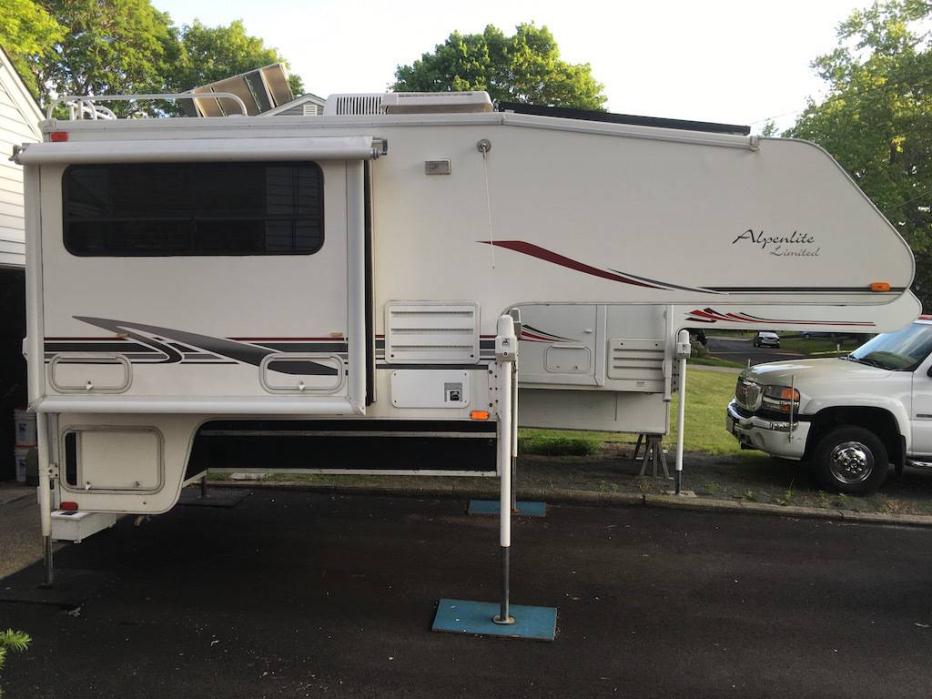 2005 Alpenlite Saratoga 935