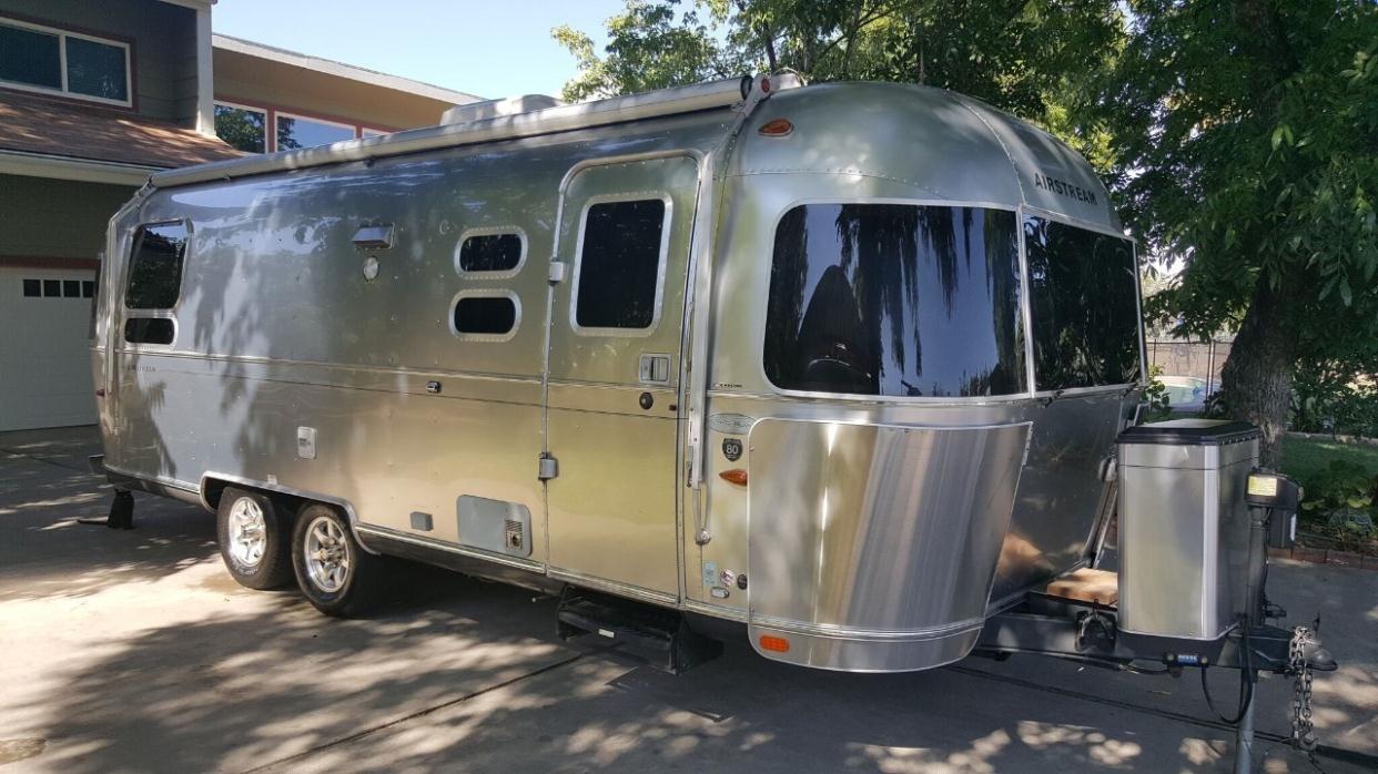 2012 Airstream FLYING CLOUD 25RB